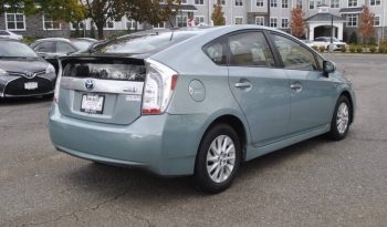 2012-toyota-prius-plug-in-hybrid-base-4dr-hatchback-16
