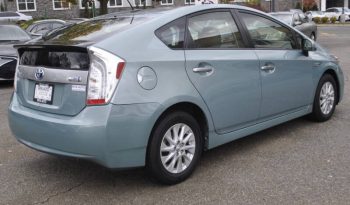 2012-toyota-prius-plug-in-hybrid-base-4dr-hatchback-6