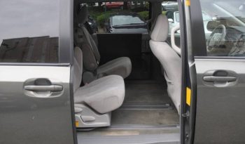 2012-toyota-sienna-le-8-passenger-4dr-mini-van-v6-18