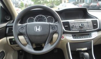 2014-honda-accord-ex-4dr-sedan-cvt-28-1
