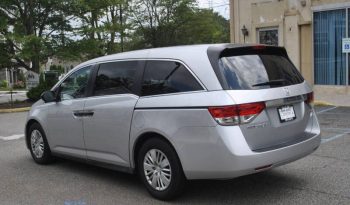 2015-honda-odyssey-lx-4dr-mini-van-4