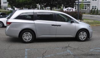 2015-honda-odyssey-lx-4dr-mini-van-8