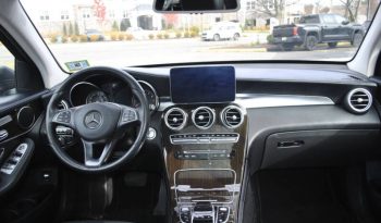2016-mercedes-benz-glc-glc-300-4matic-awd-4dr-suv-19