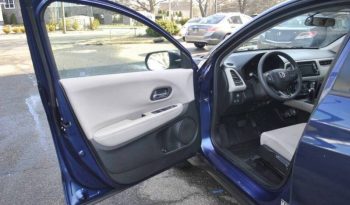 2017-honda-hr-v-lx-awd-4dr-crossover-10