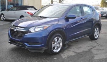 2017-honda-hr-v-lx-awd-4dr-crossover-2