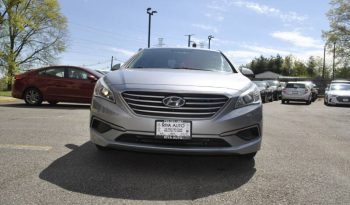 2017-hyundai-sonata-base-4dr-sedan-pzev-3