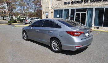 2017-hyundai-sonata-base-4dr-sedan-pzev-7