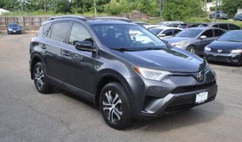 2017-toyota-rav4-le-awd-4dr-suv